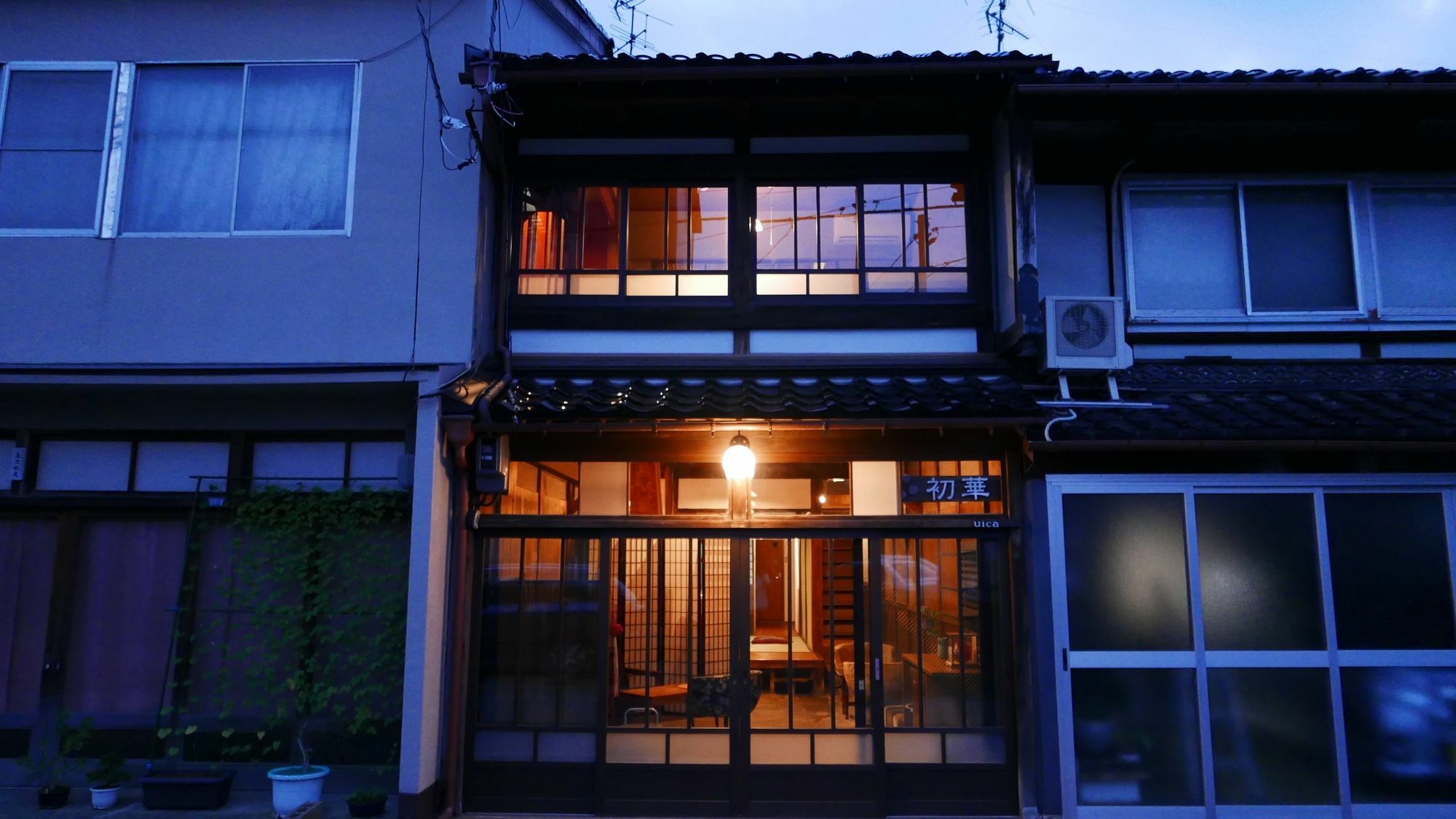Guest House Ui-Ca Kanazawa Exteriör bild